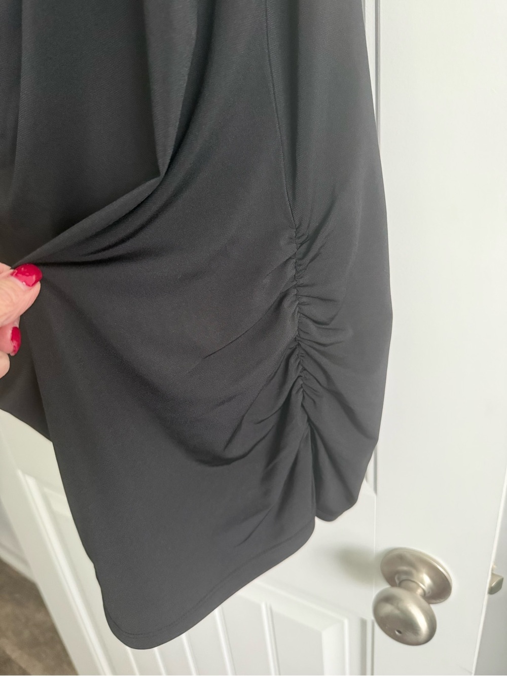 Lane Bryant Draped Black Sleeveless Cowl Neck Top 18/20 - Picture 2 of 7